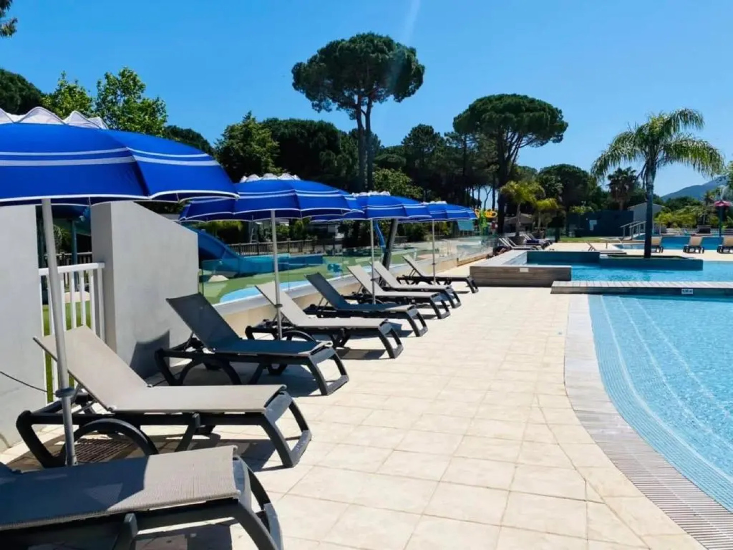 Mobilhomes De Pierrot