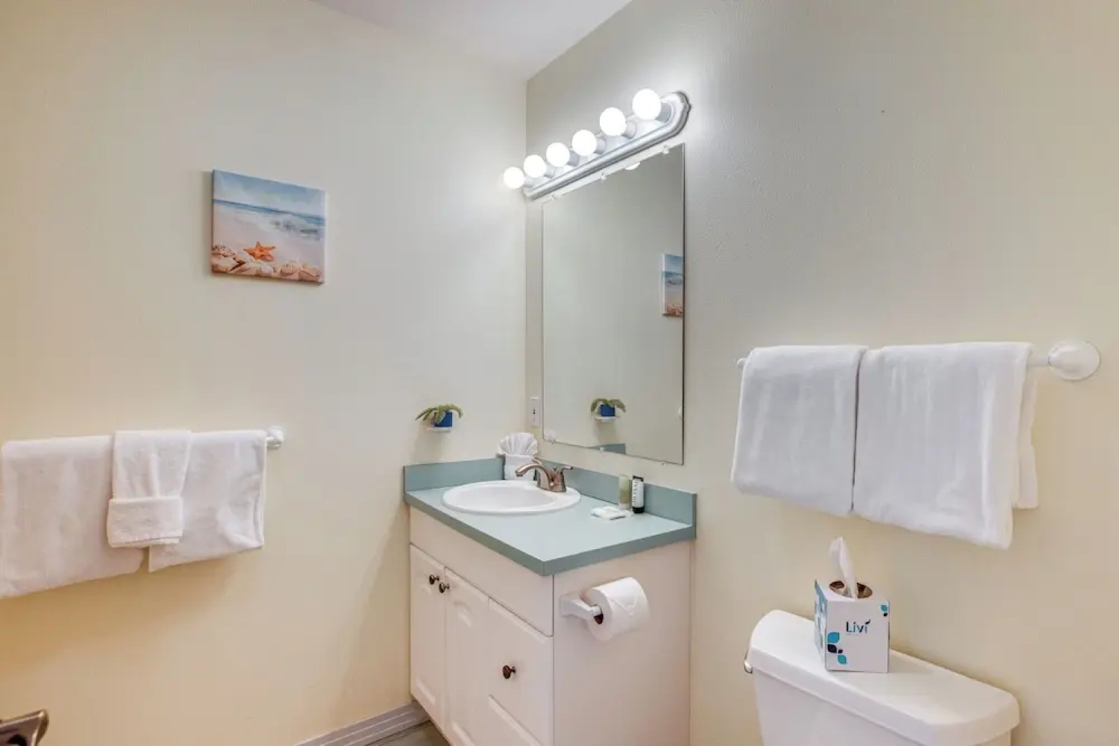 Walk to Shore: Home w/ Deck in Rockaway Beach!