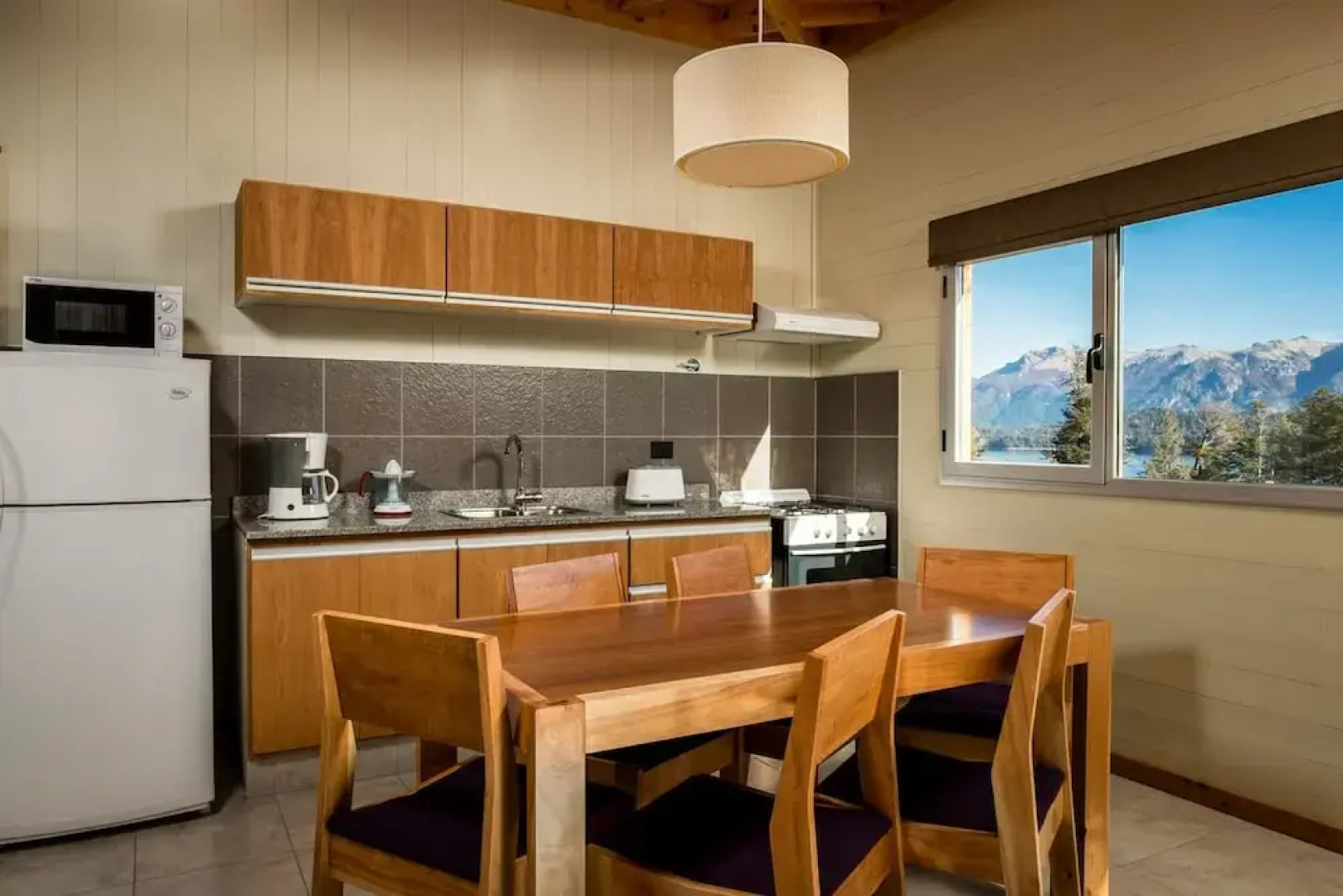 Bahía Montaña Hotel