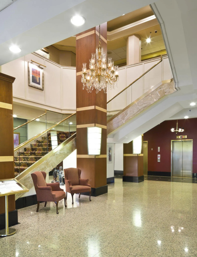 DoubleTree by Hilton Fort Lee - George Washington Bridge