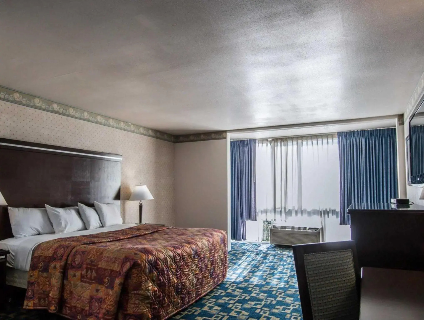 Motel 6 Oceanside, CA Marina / Camp Pendleton