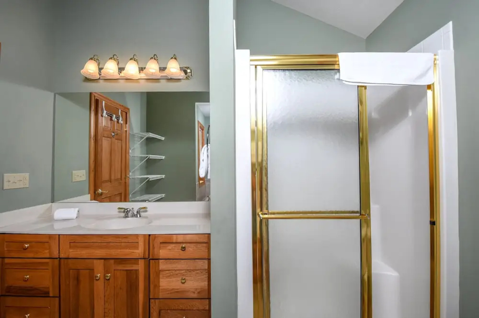 Mountain Top Lodge 4 Bedroom House