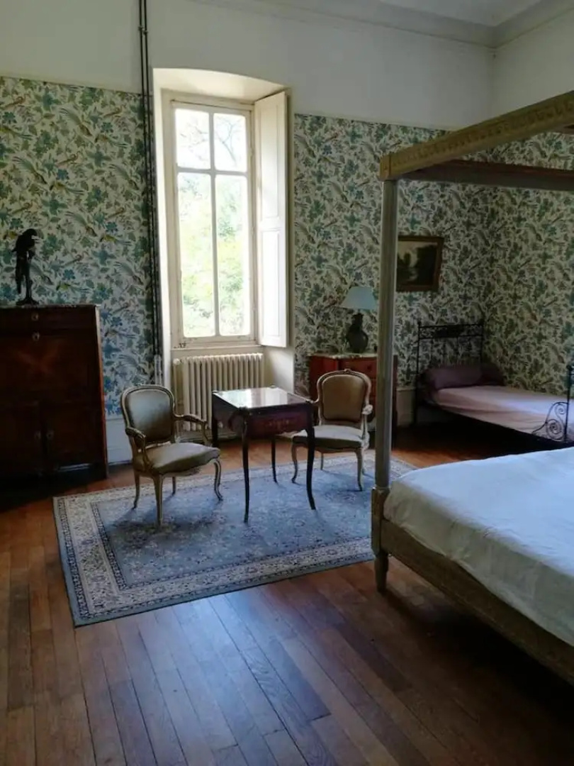 Mansion With 7 Bedrooms in Mosnay, With Enclosed Garden and Wifi