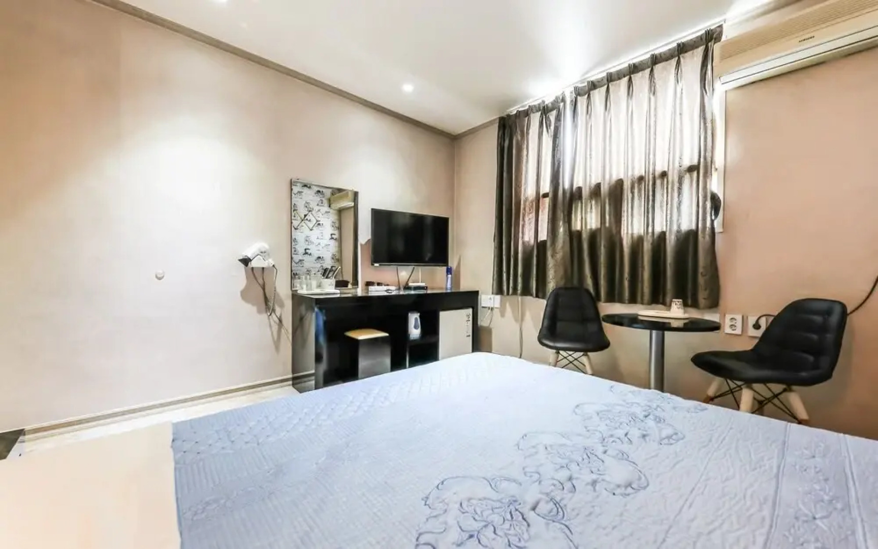 Asan Theme Park Motel