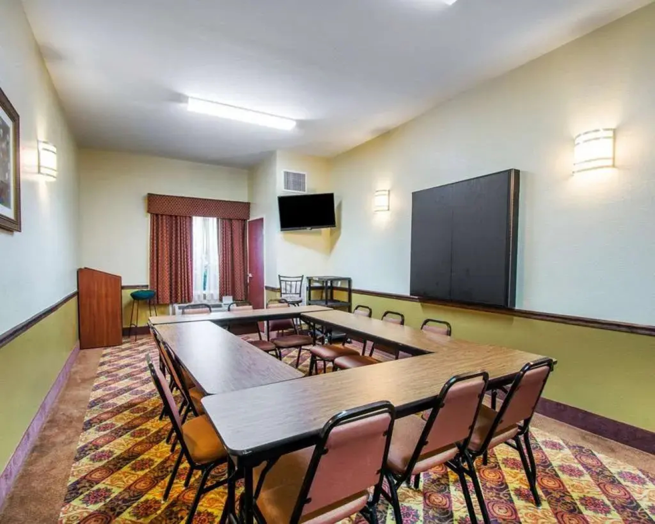 Comfort Suites Montgomery East Monticello Dr.