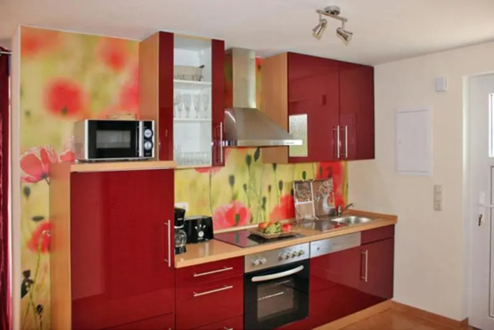 kleines Ferienhaus am Feldrand