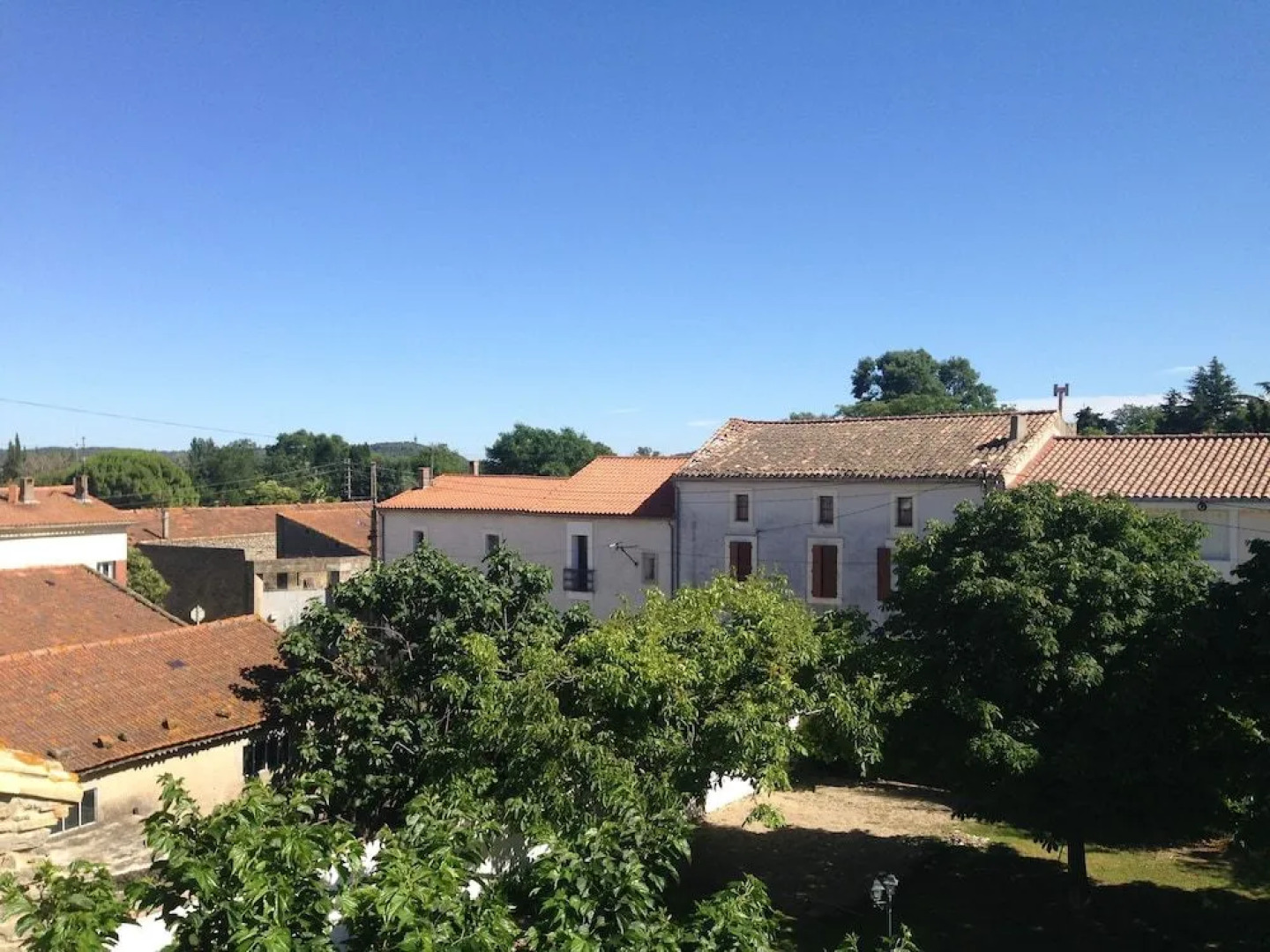 Olonzac. Chambres d hôtes avec piscine