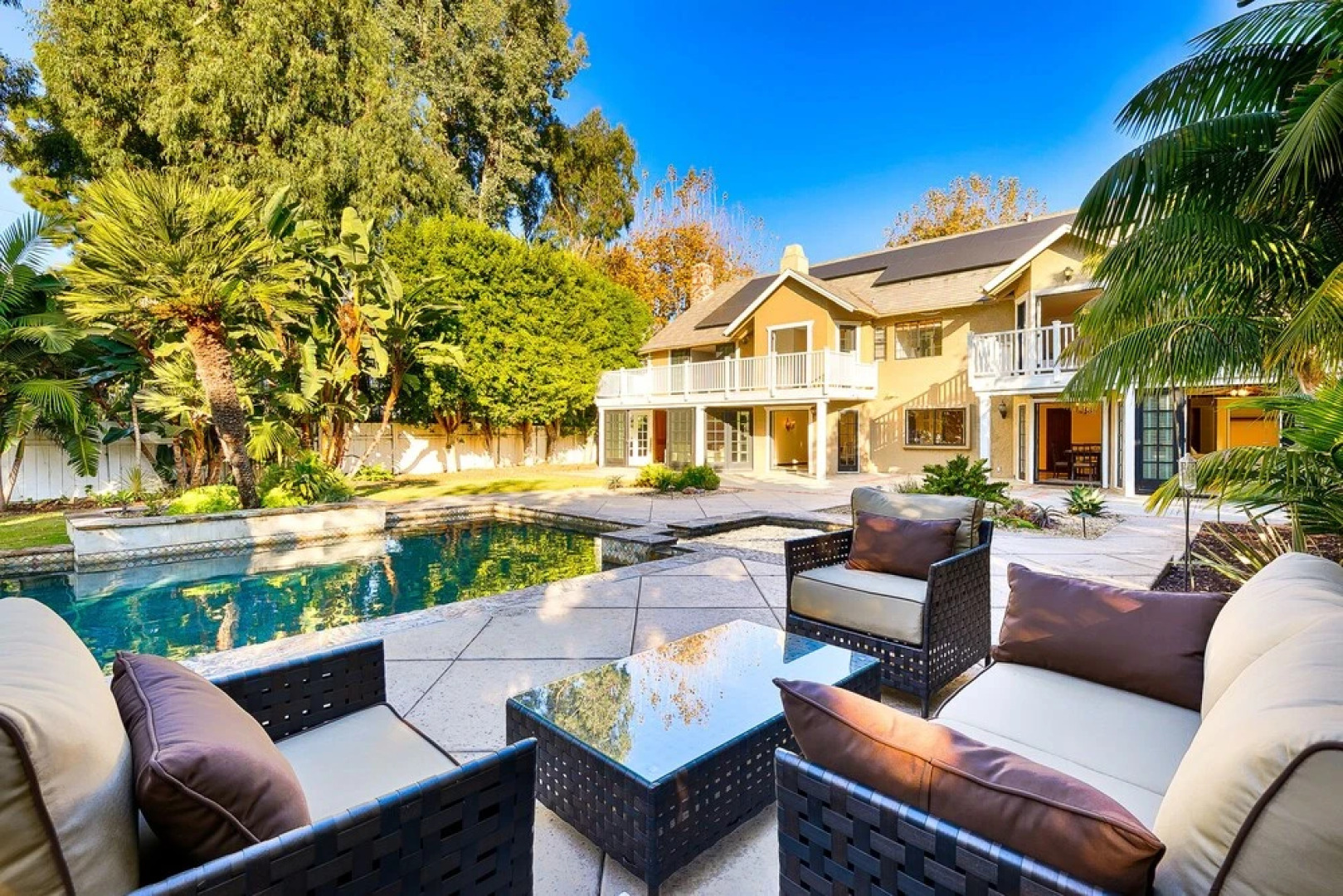 5BDRM Villa Via Mil Cumbres