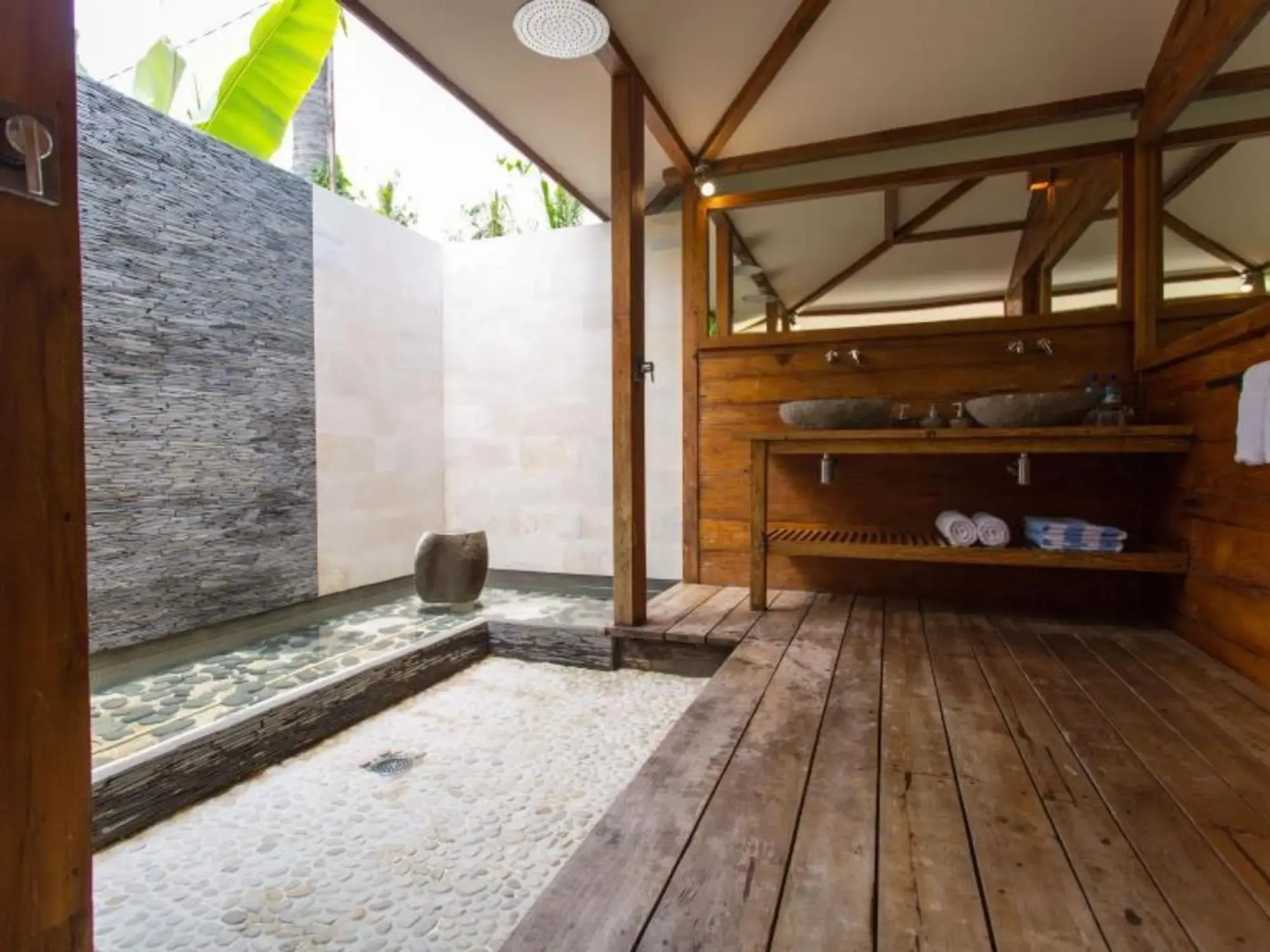 Gili Teak Resort