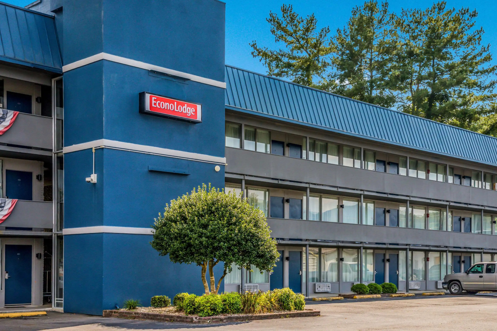 Suburban Studios Middlesboro