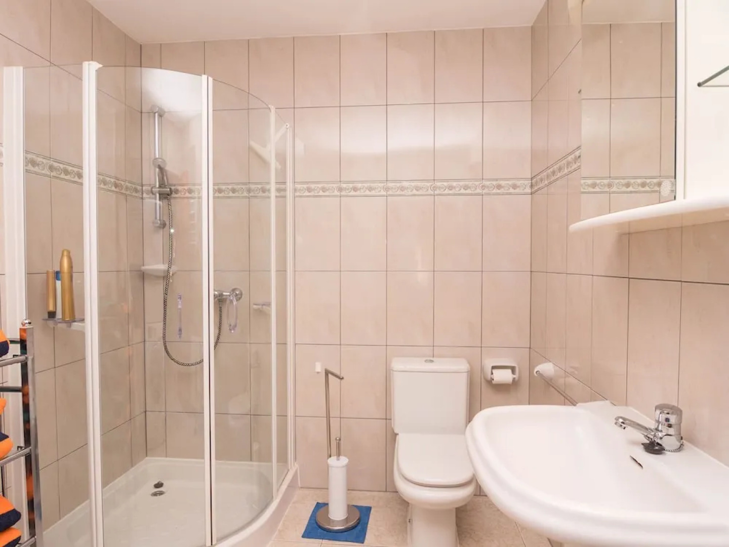 6-p Villa in the Right Place With an Amazing View, Swimming Pool and Terraces