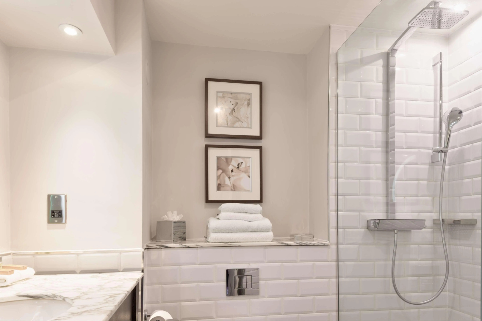 DoubleTree by Hilton St. Anne's Manor