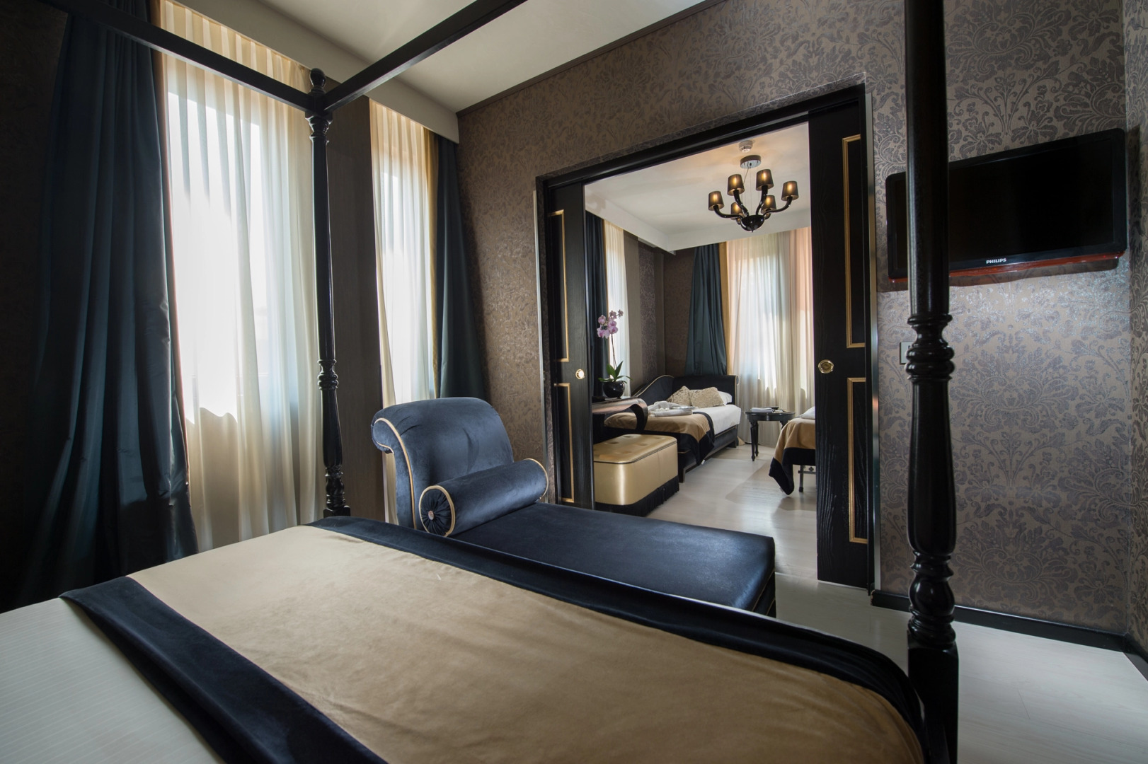 Carnival Palace Hotel