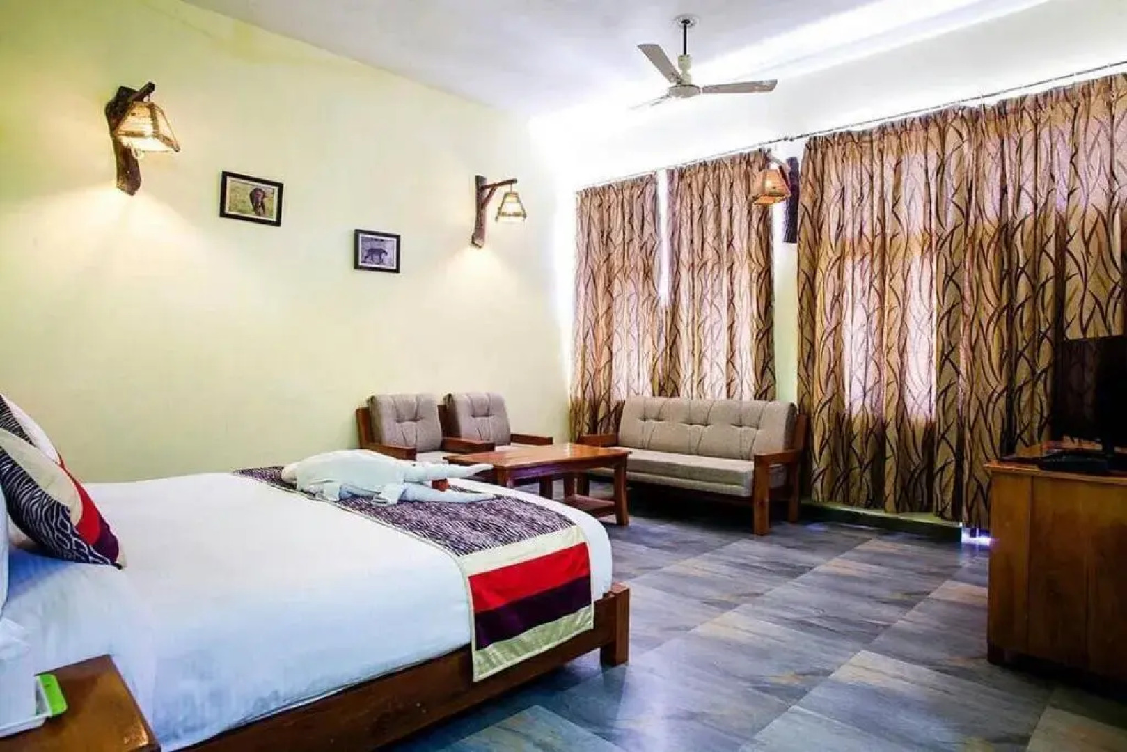 Corbett Heaven Resort