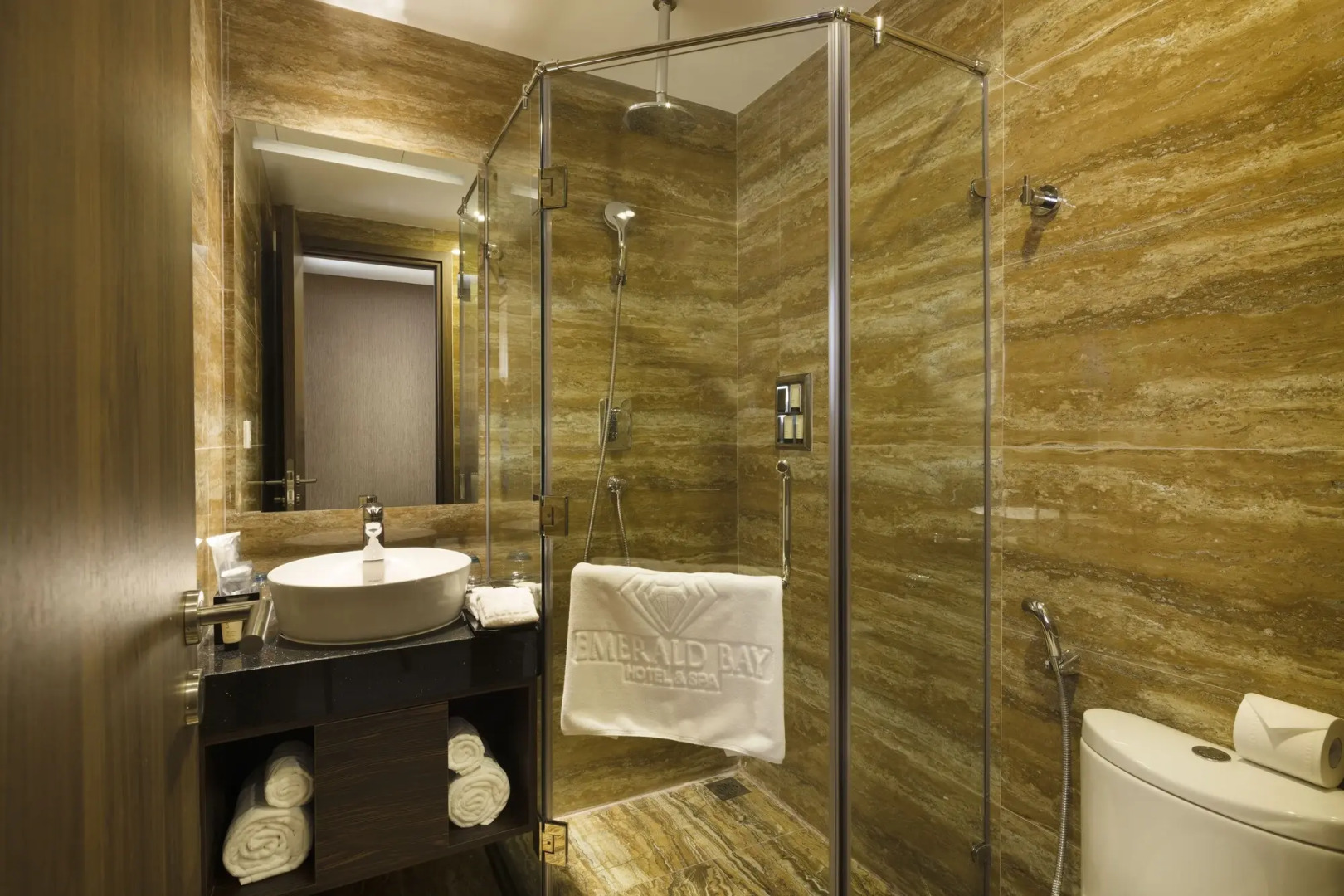 Emerald Bay Hotel & Spa Nha Trang