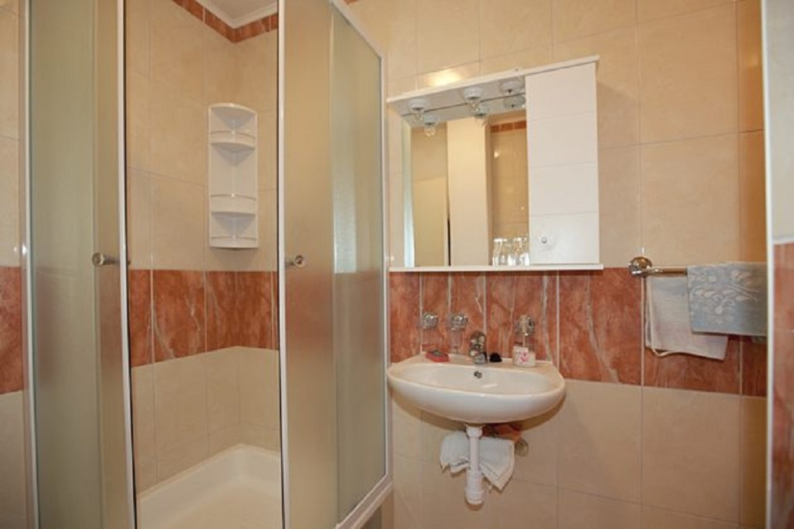 Apartment Fila - large & close to the beach: A1 Makarska, Riviera Makarska