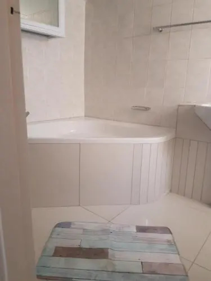 Beach frond apartment