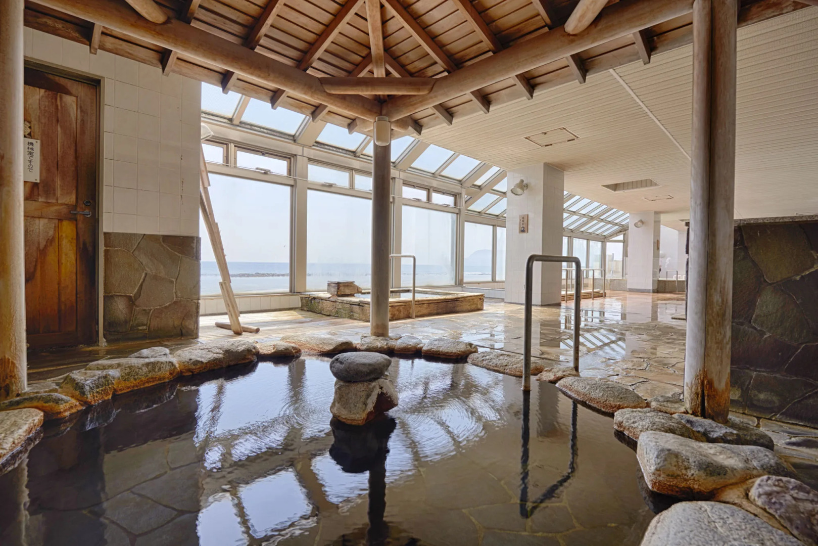 Yunokawa Hot Spring Yunohama Hotel