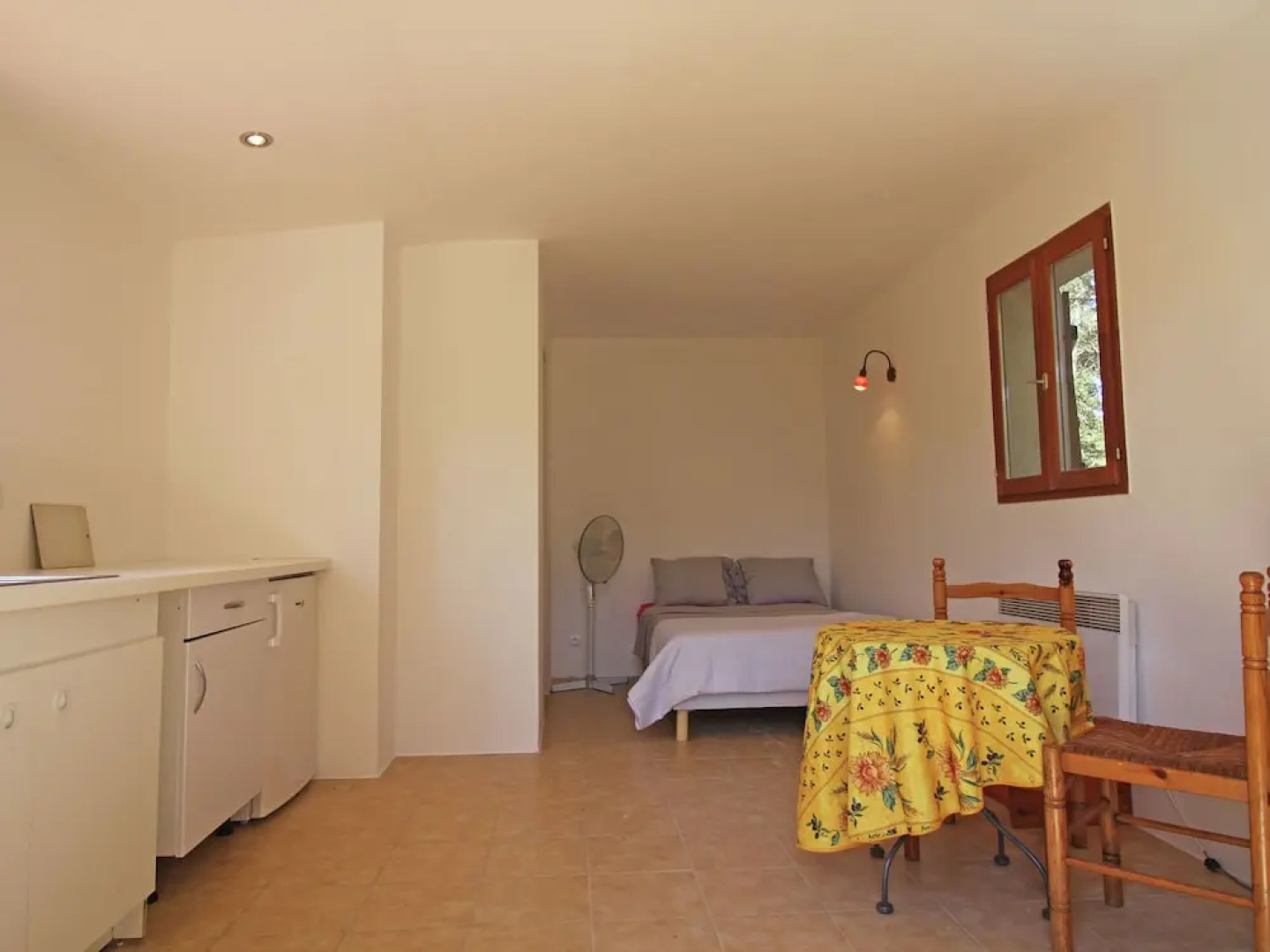 Alluring Holiday Home in Flayosc With Pool