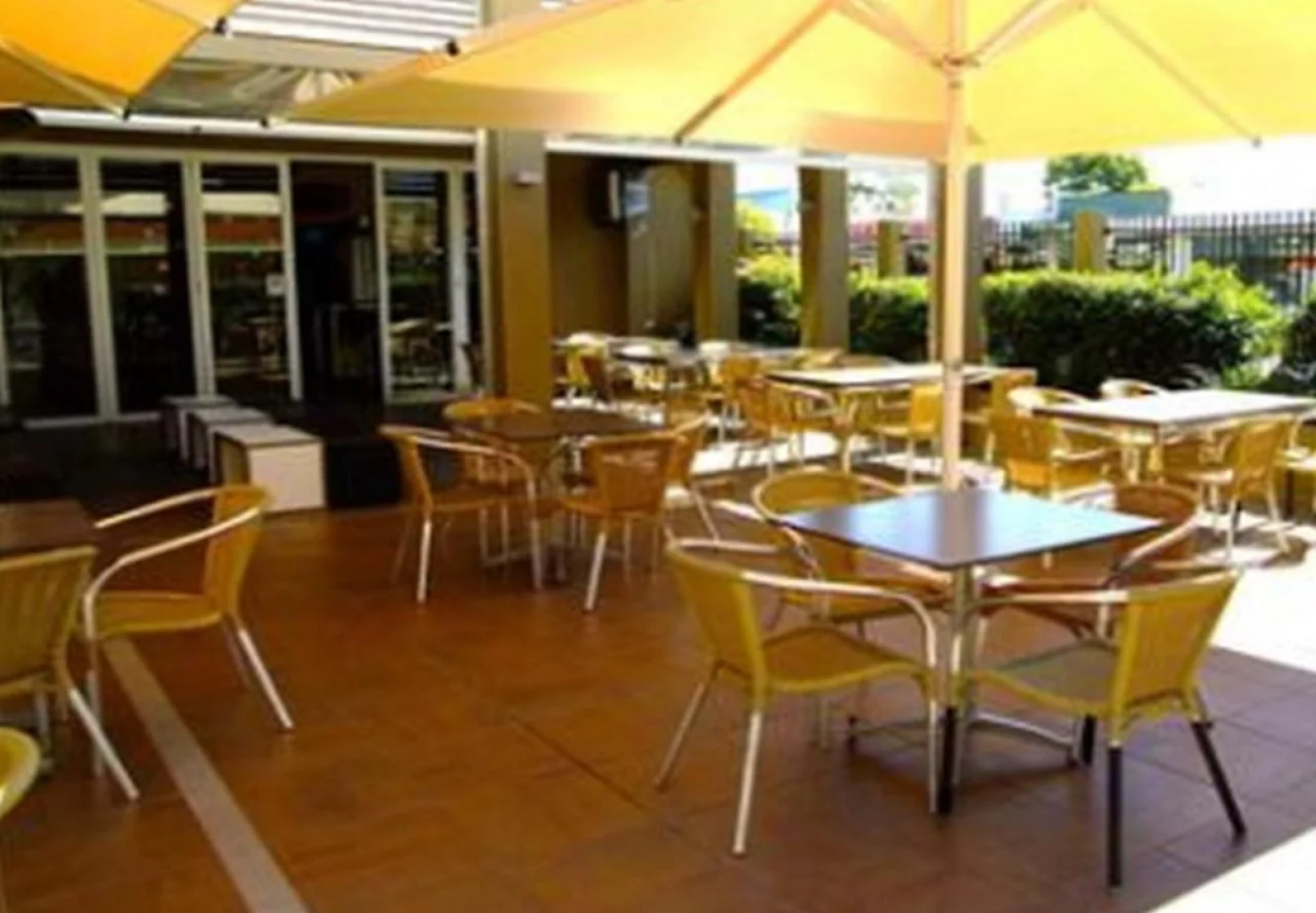 O'Shea's Royal Hotel