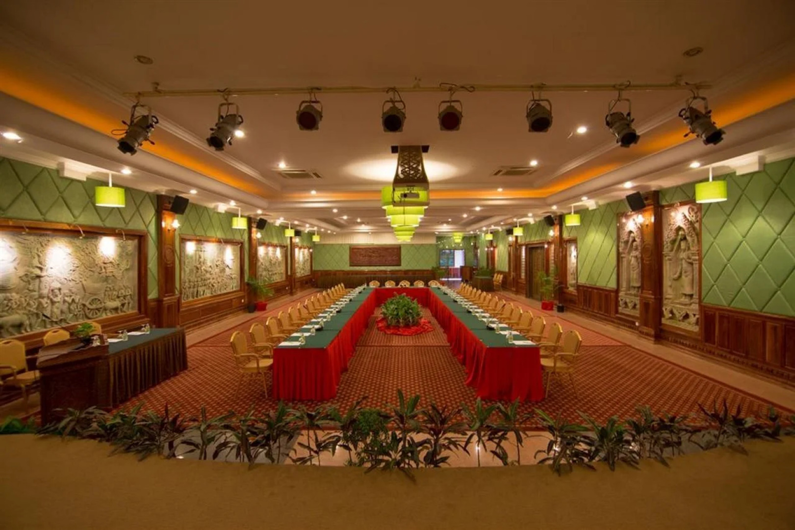 Hotel Somadevi Angkor Resort & Spa