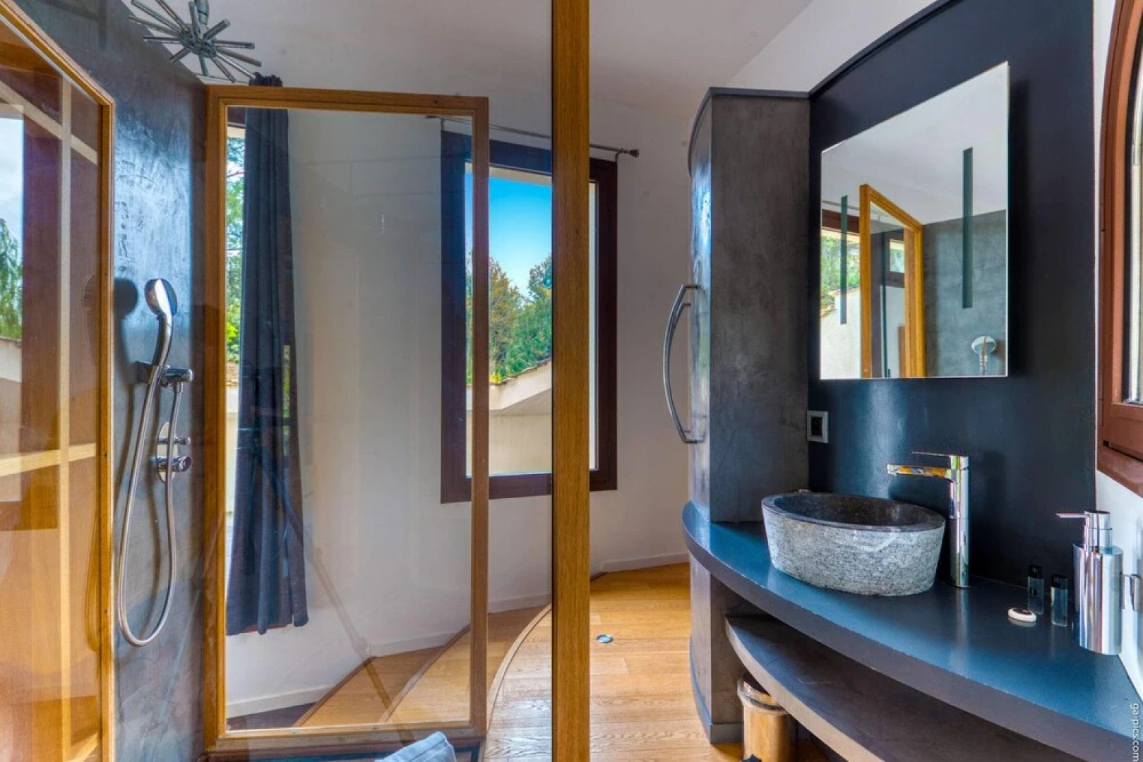 Fantastic Villa With Swimming Pool - 15min TO Mont