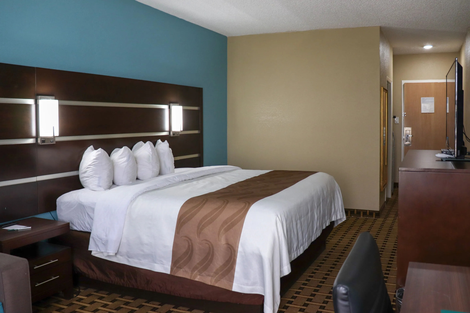 Comfort Inn & Suites Fort Worth - Fossil Creek