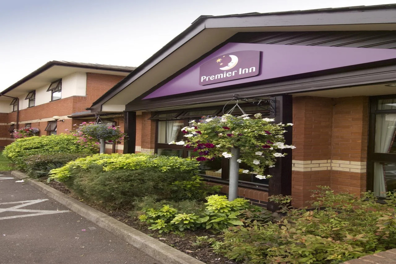Premier Inn Coventry East - M6 J2