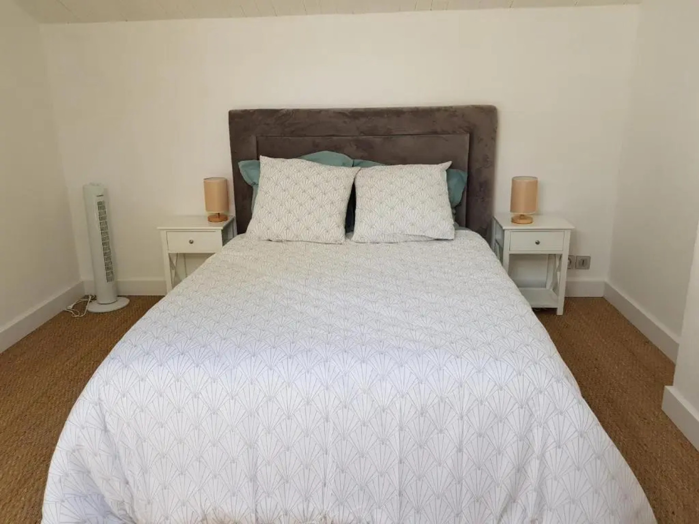 Bel appartement à 100m de la plage dans les pins Aperçu mer, wifi