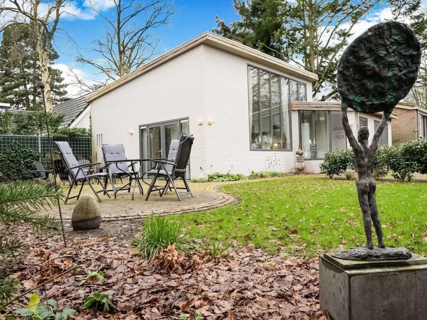 Modern Forest Retreat in Bergen