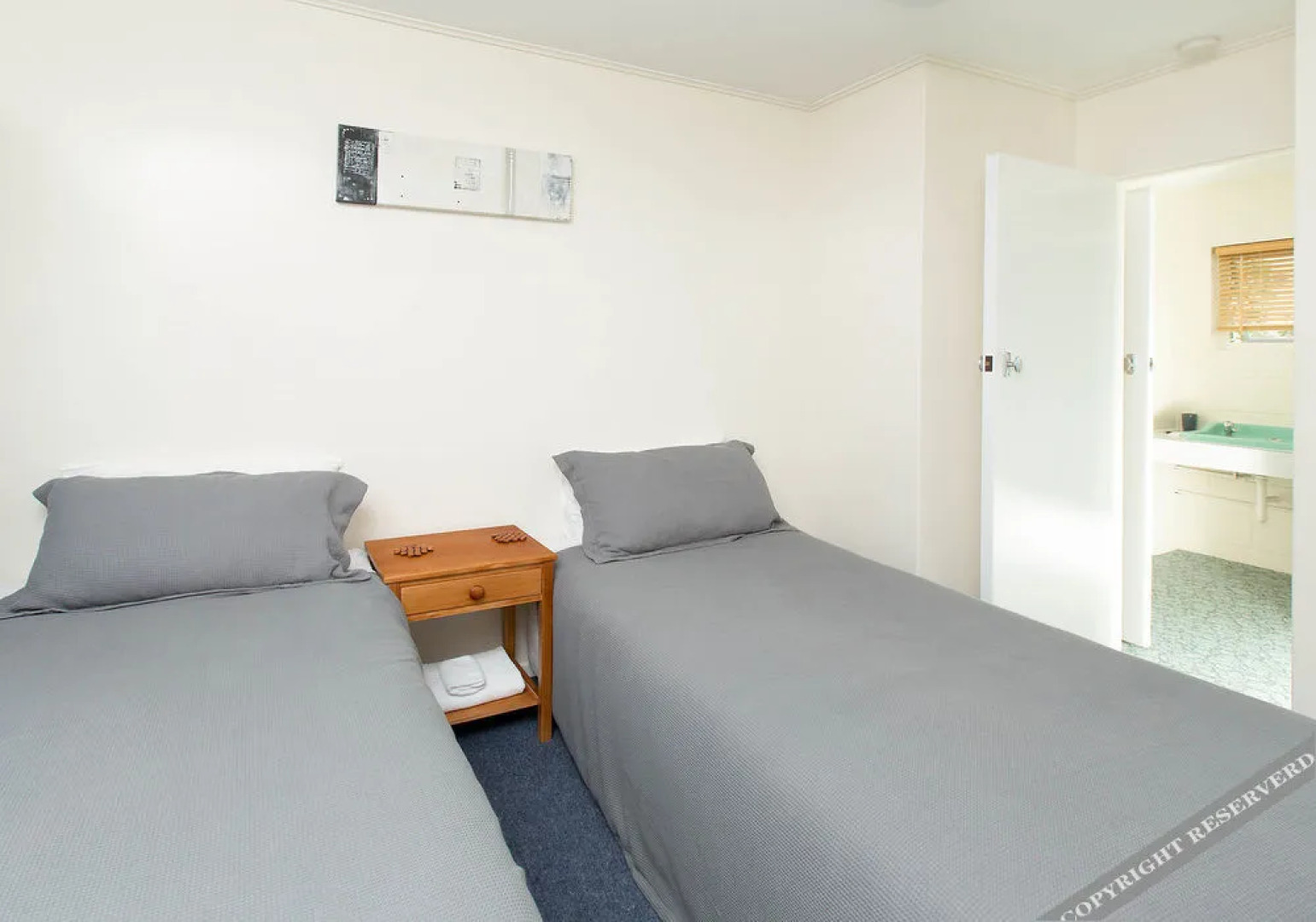 Marina Court Motel & Apartments