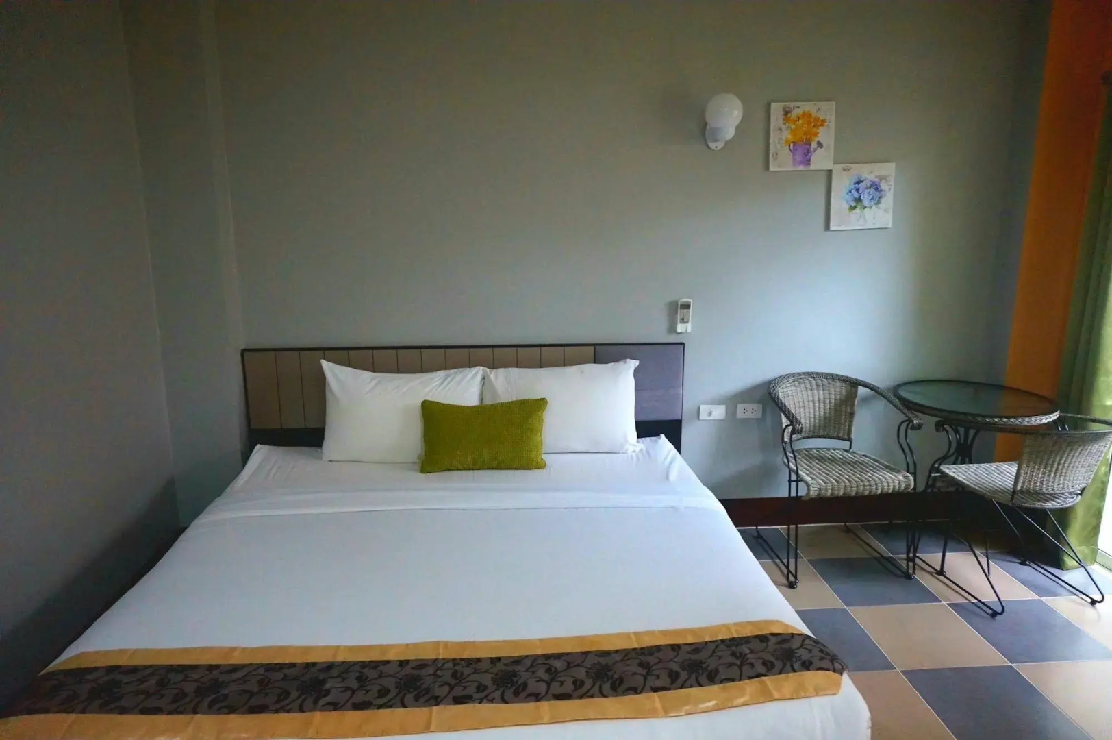 ZEN Rooms Nasa Mansion