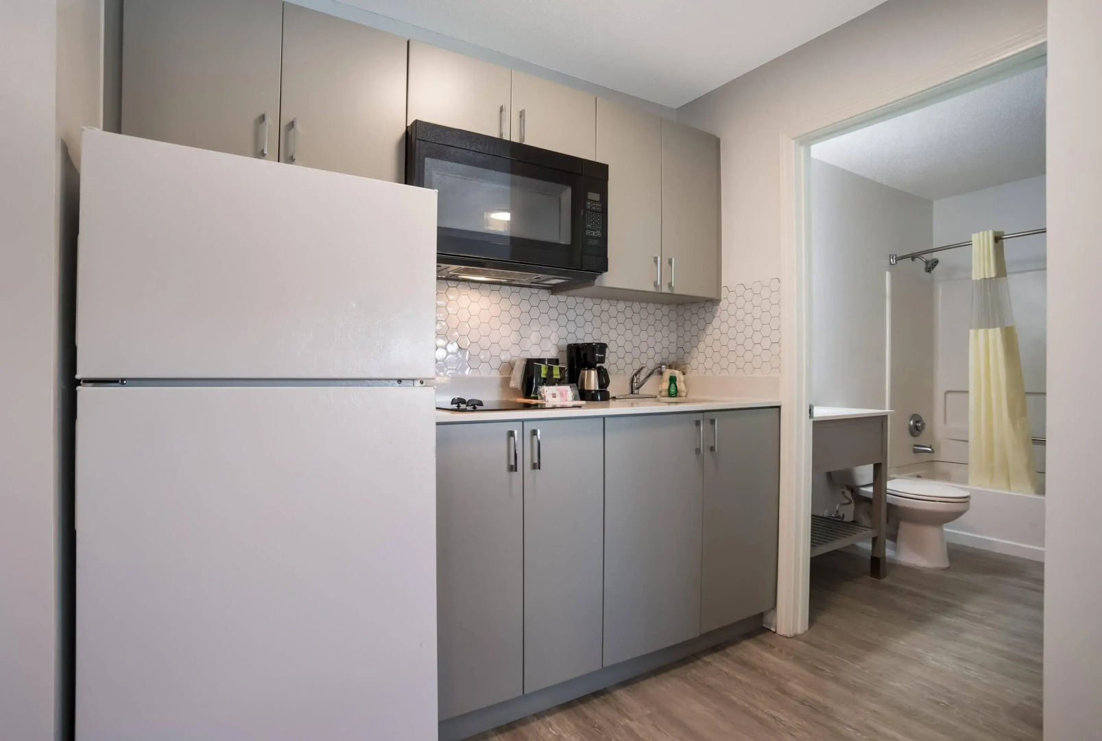 Suburban Studios Biloxi North Area