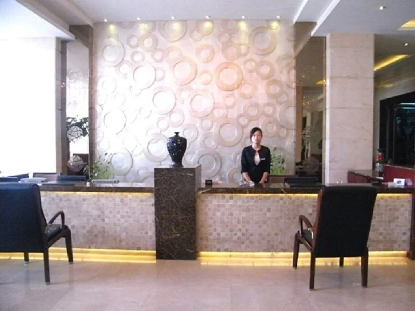 Jincheng Imperial Crown Hotel