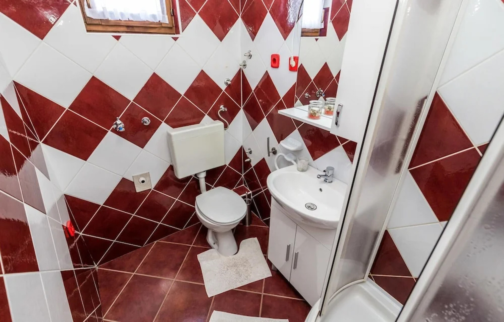 Awesome Home in Povljana With Wifi and 2 Bedrooms