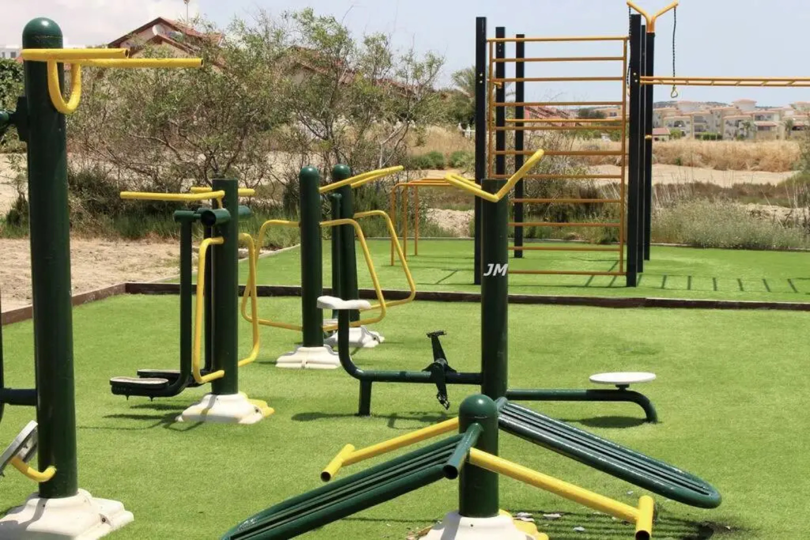 APARTAMENTY 1 komn. 70m do pljazha. akvapark*