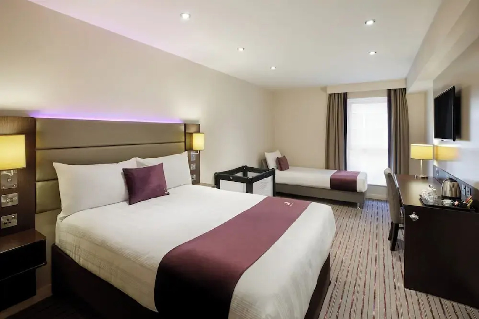 Premier Inn Sheffield/Barnsley - M1 Jct36