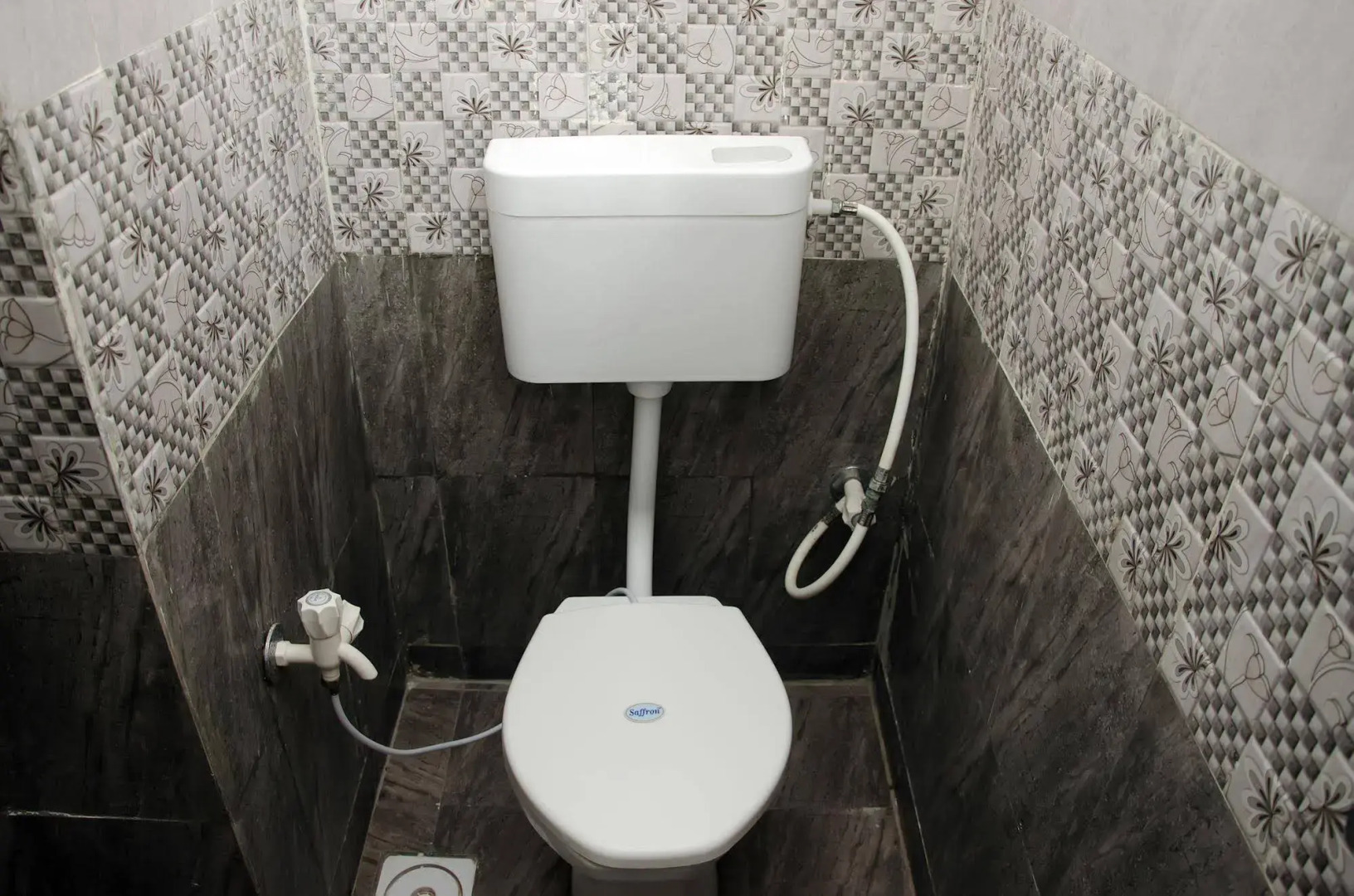 Fabexpress Relax Inn