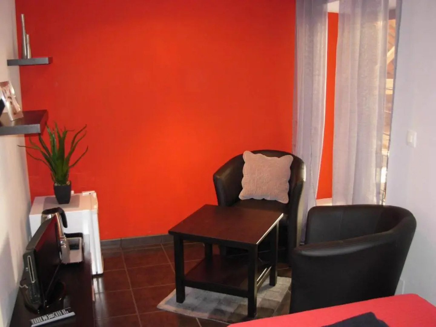 Chambres DHotes La Maison Des Chiens Verts