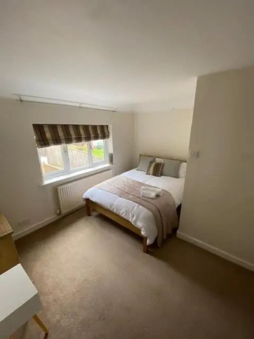 Stunning 2 bedroom cottage with Garden Office