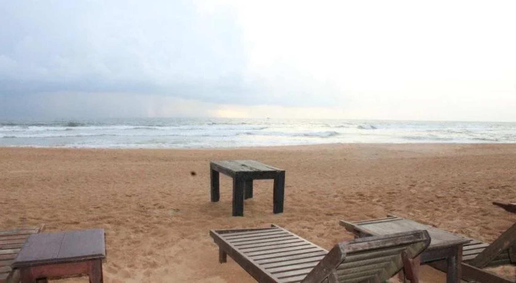 Warahena Beach Hotel