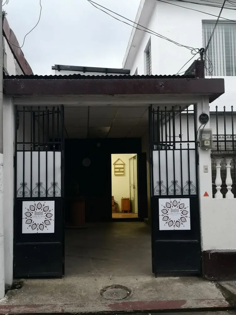Hostel Cafe & Arte