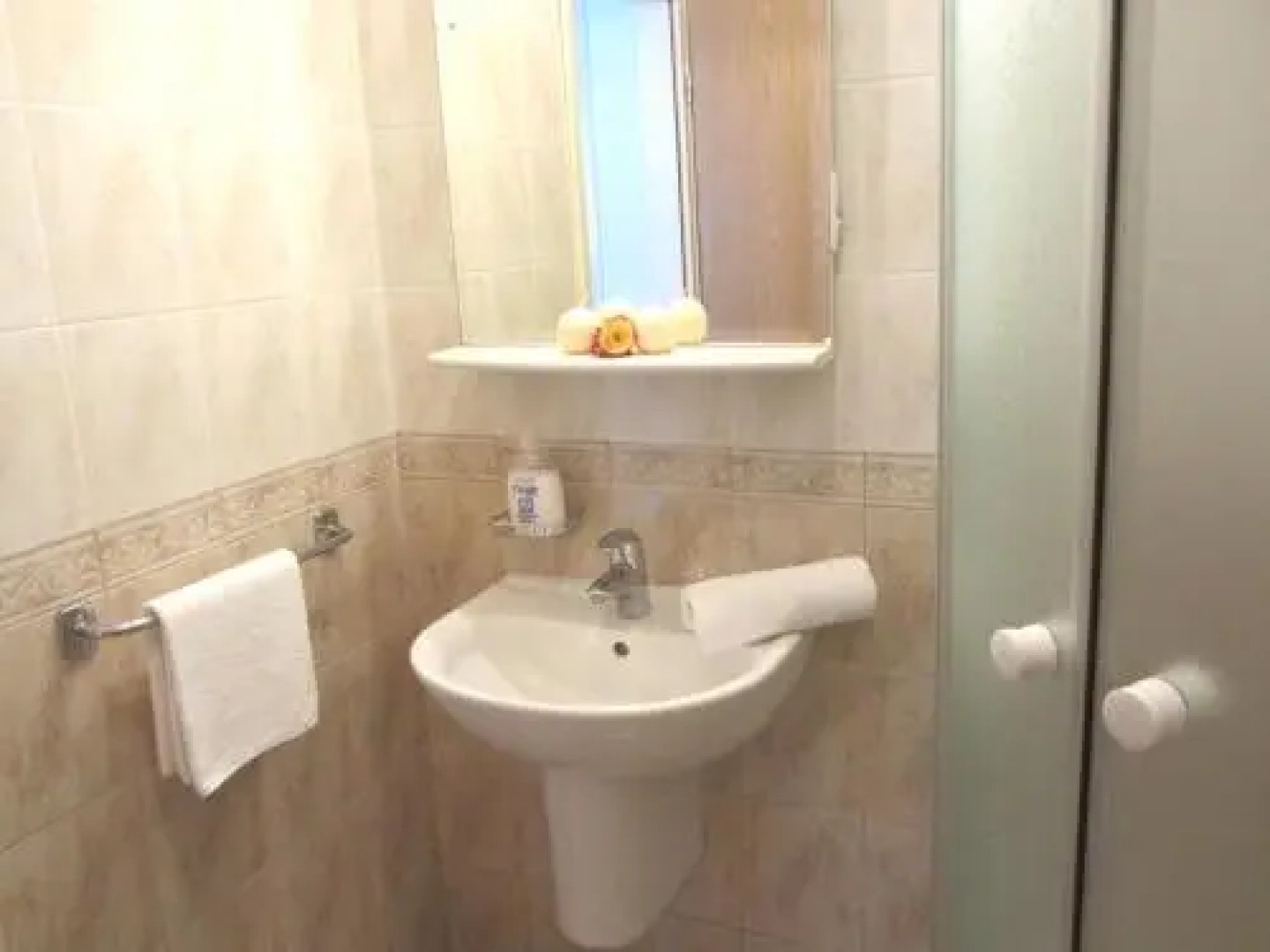 Apartments Luna Tisno