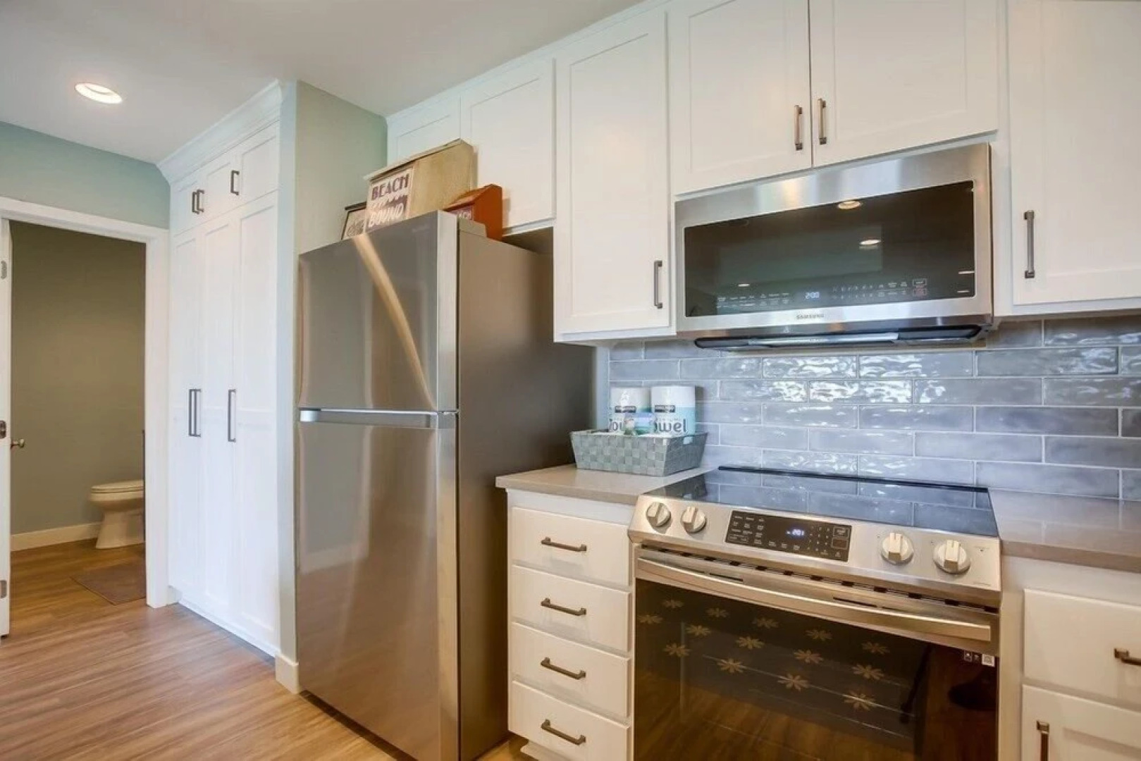 Ocean View Condo Located on The Bluff features EV Charging and Spa SBTC112 by RedAwning