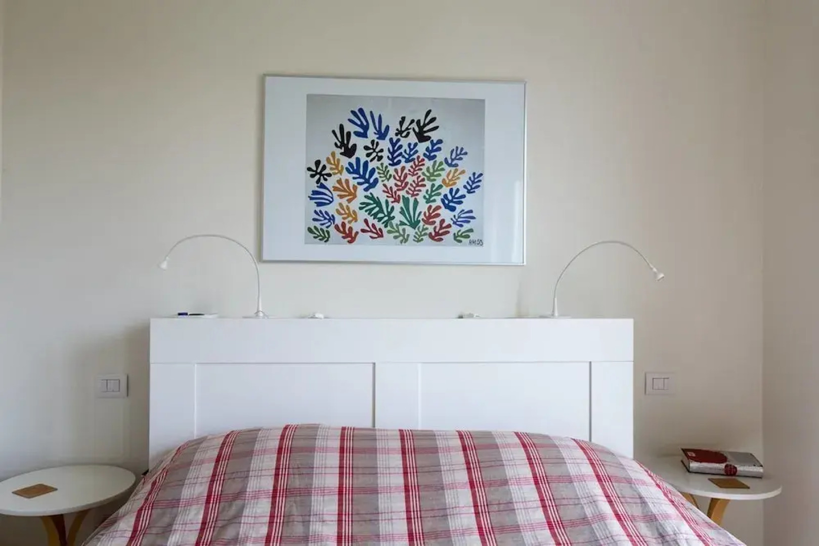 Contemporary 3 Bed Italian Lakes Villa, Lake Views, Wifi, BBQ