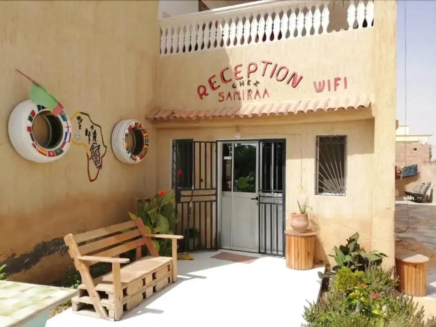 Auberge Samiraa - Hostel