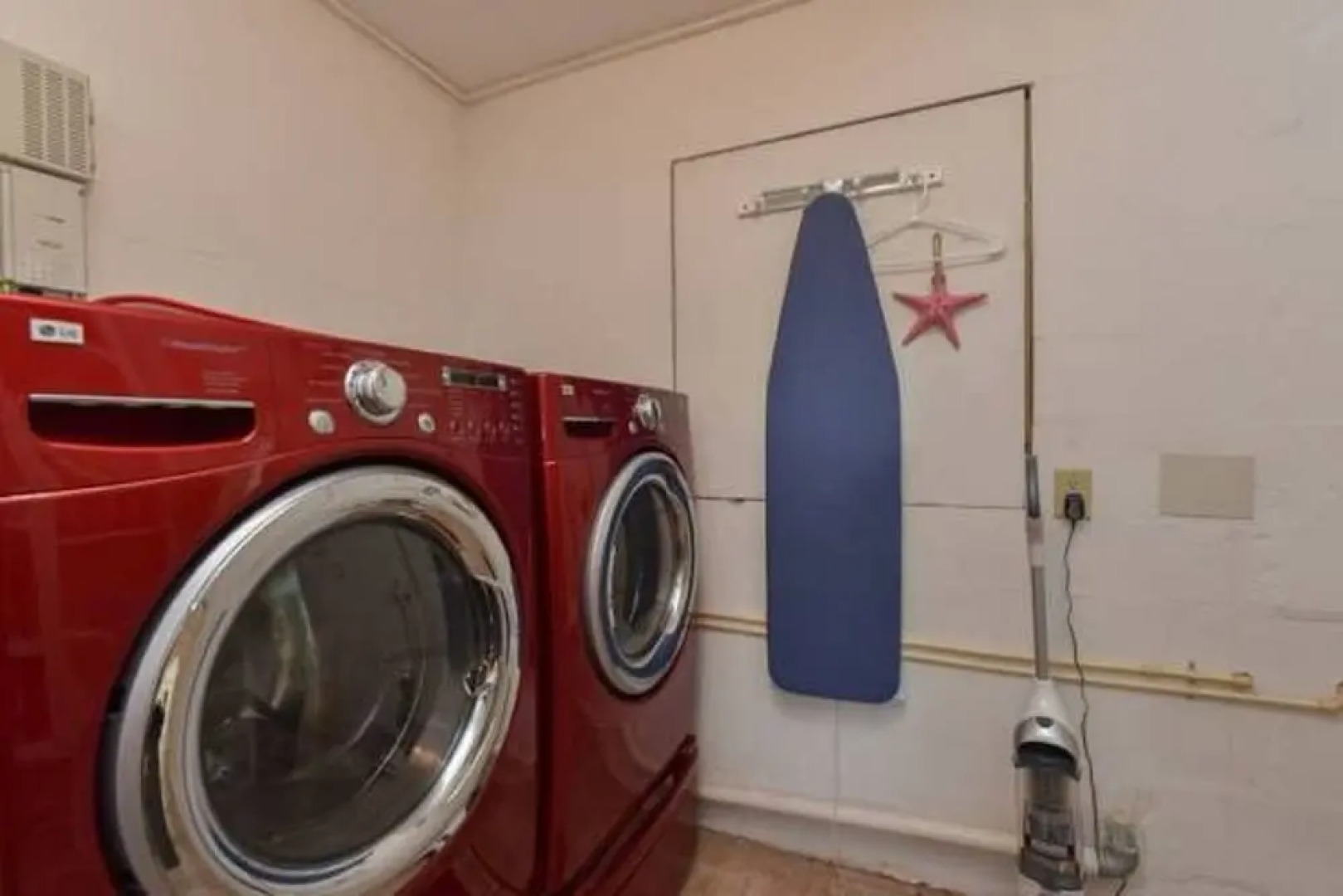 Dockside Delight by Beachside Management