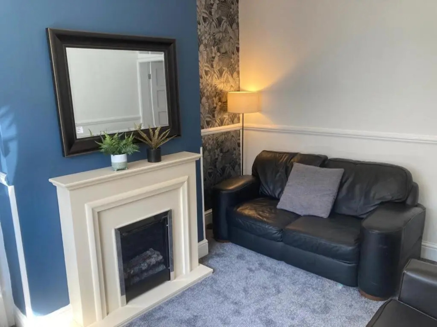 Cosy 2-bedroom House in Widnes Sleeps 4