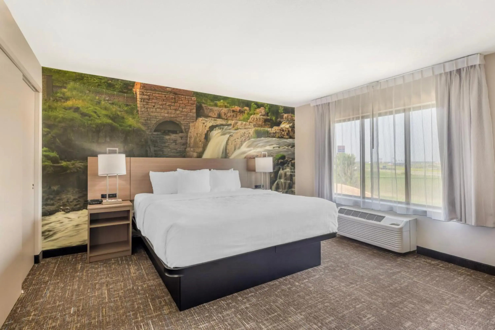 Clarion Pointe Sioux Falls Airport