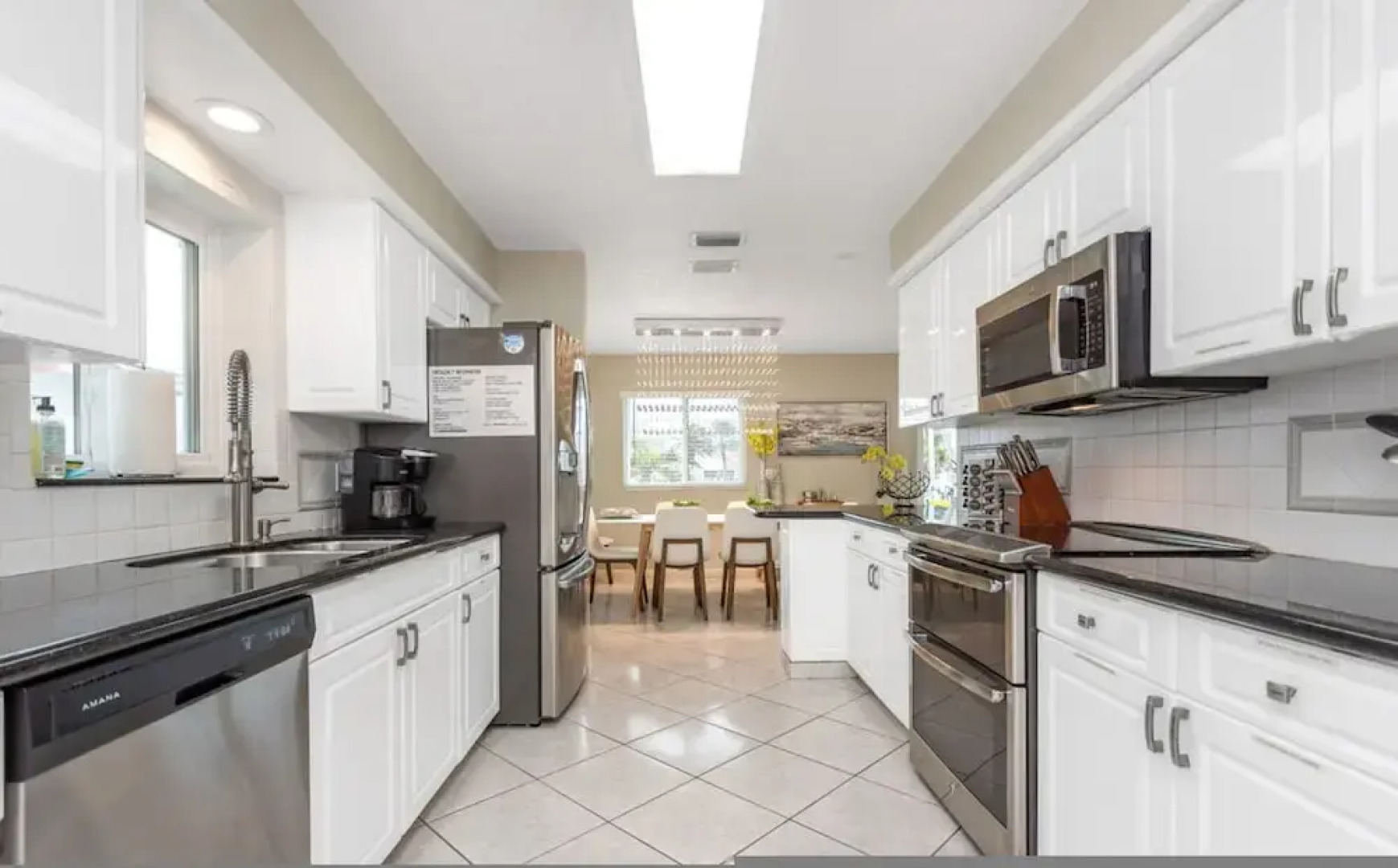 Azule - Waterfront Villa With Private Dock